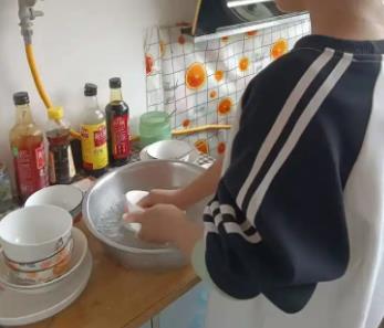 进贤帮妈妈做家务的收获有哪些？